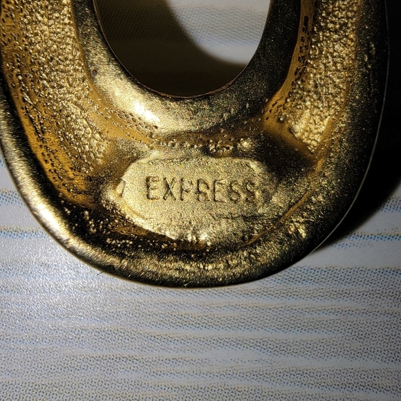 A7 Gold-tone Door-Knocker Style Pierced Earrings - Picture 2 of 2